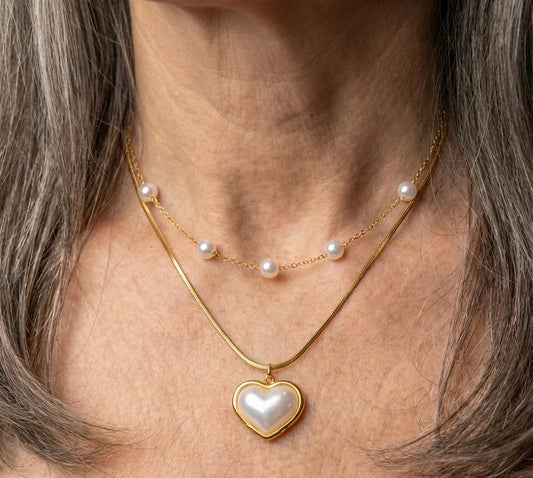 White Pearl Heart Gold Necklace