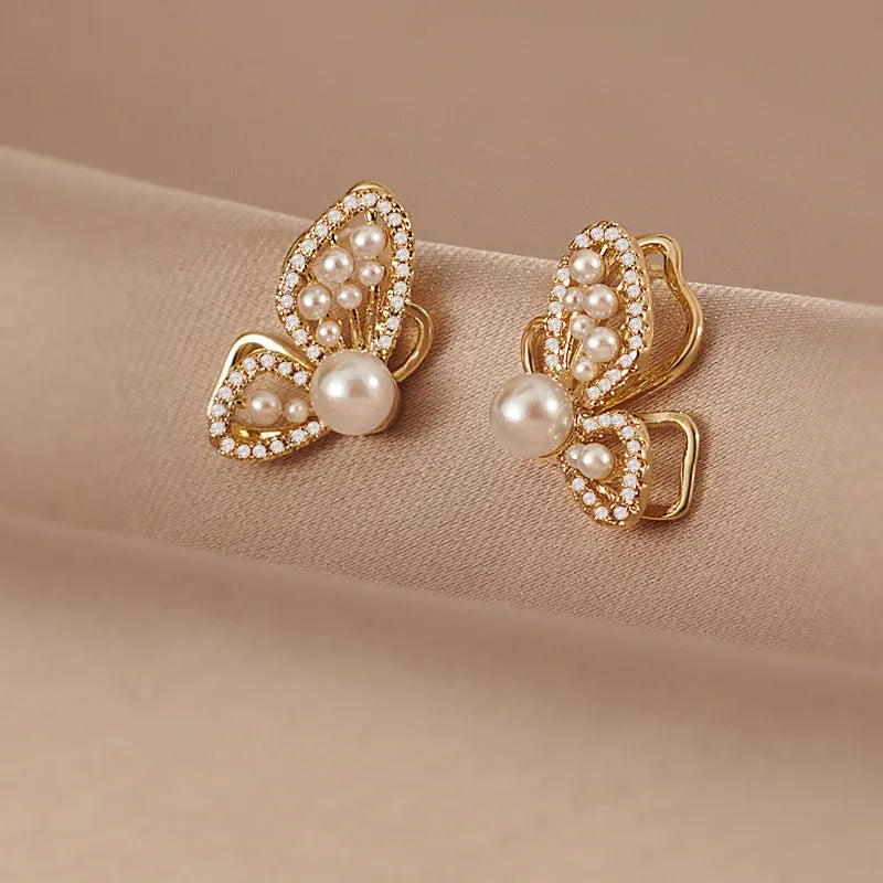 Elegant Pearl Earrings