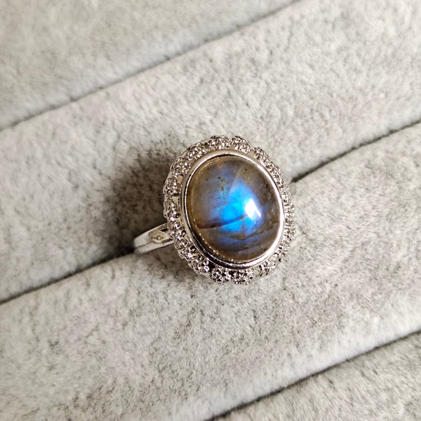 Vintage Labradorite Ring