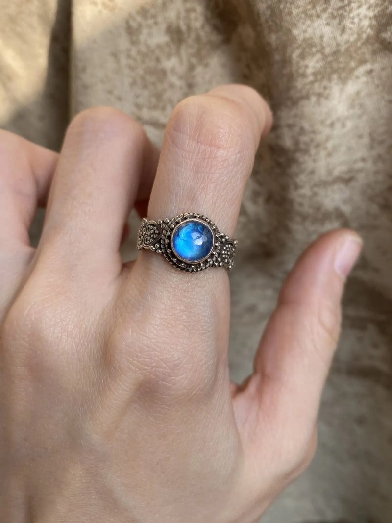 Vintage Moonstone Ring