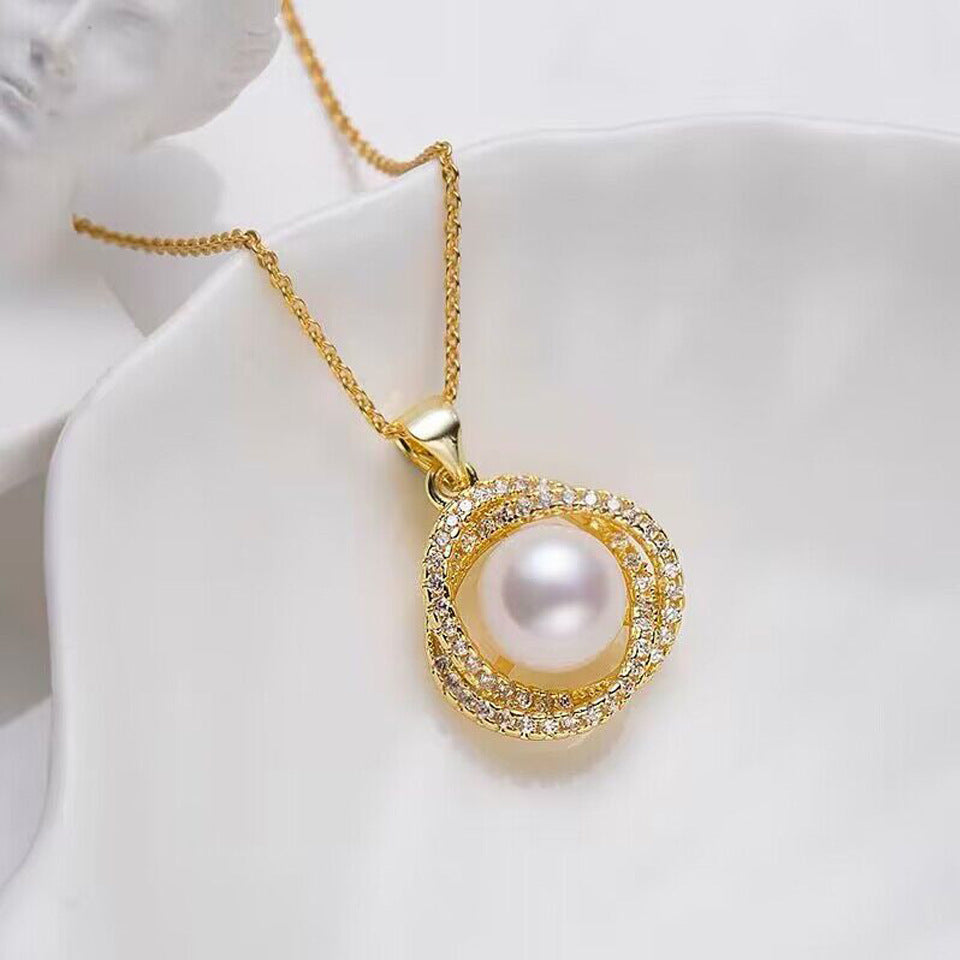 Elegant Pearl Necklace