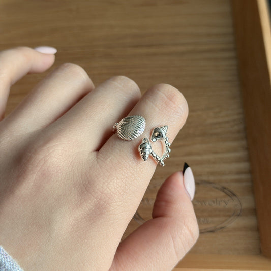 Vintage Shell Ring