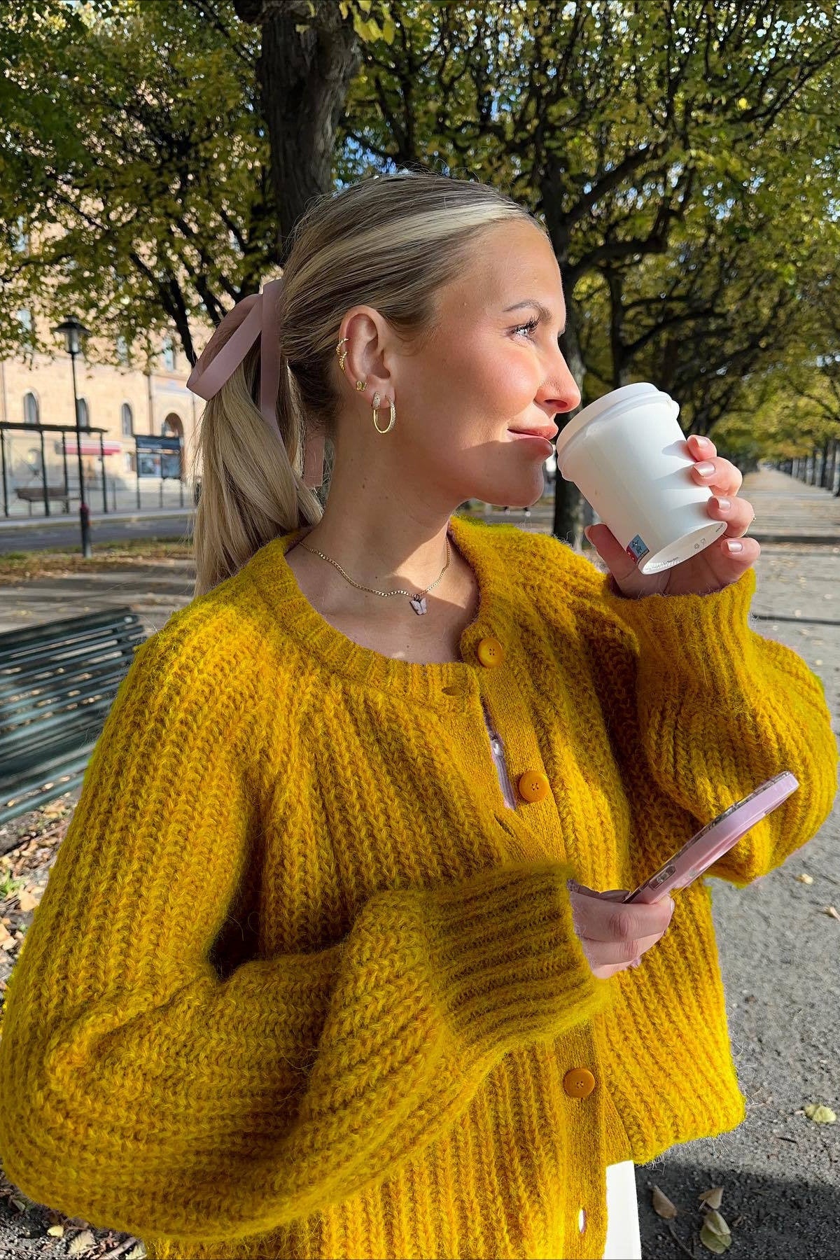 Knit Round Neck Long Sleeve Cardigan