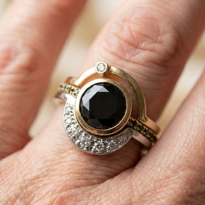 Vintage Black Glass & Zirconia Gold Ring