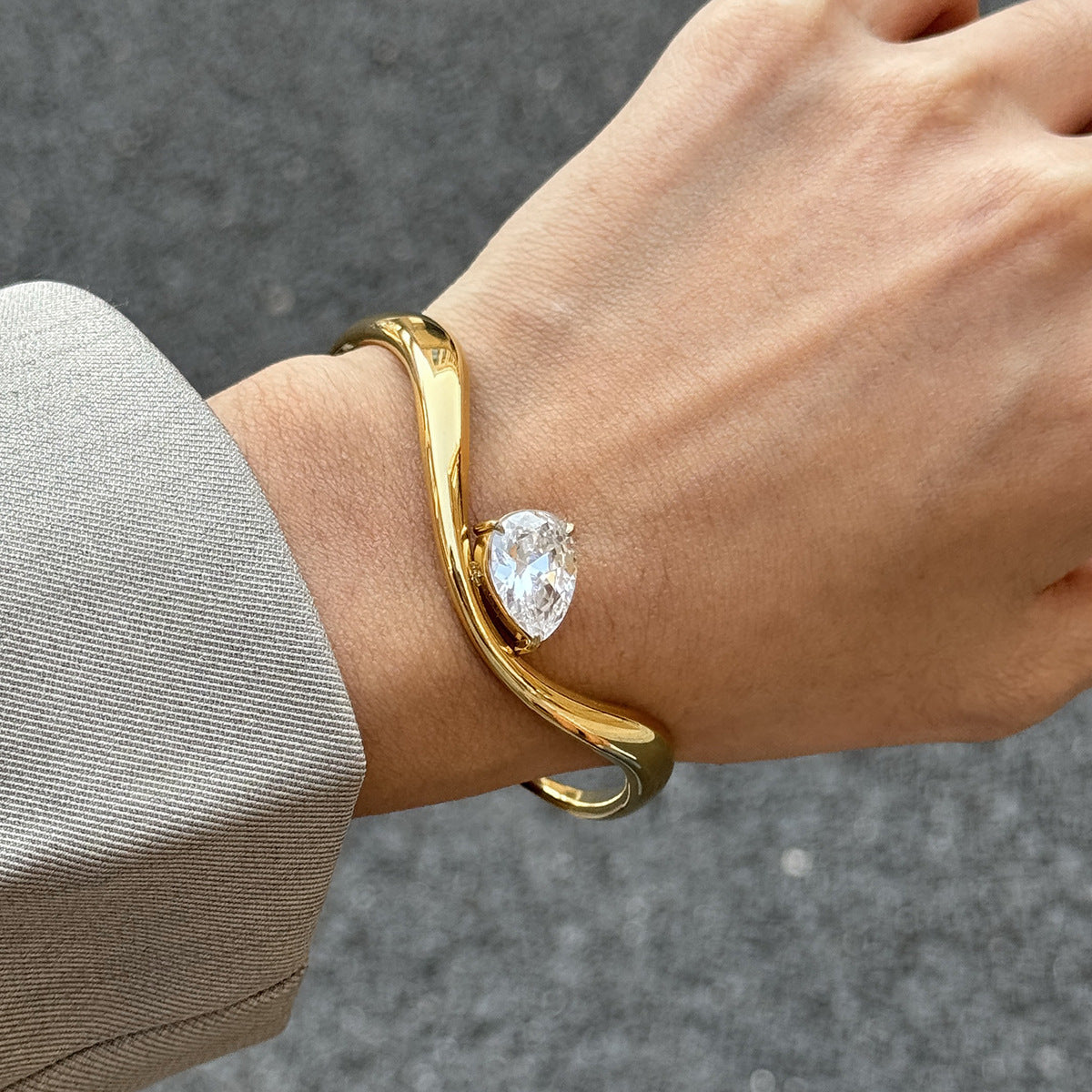 Classic Gold Diamond Bracelet