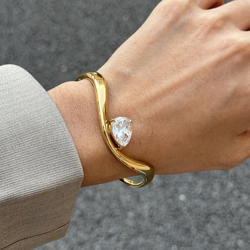 Classic Gold Diamond Bracelet