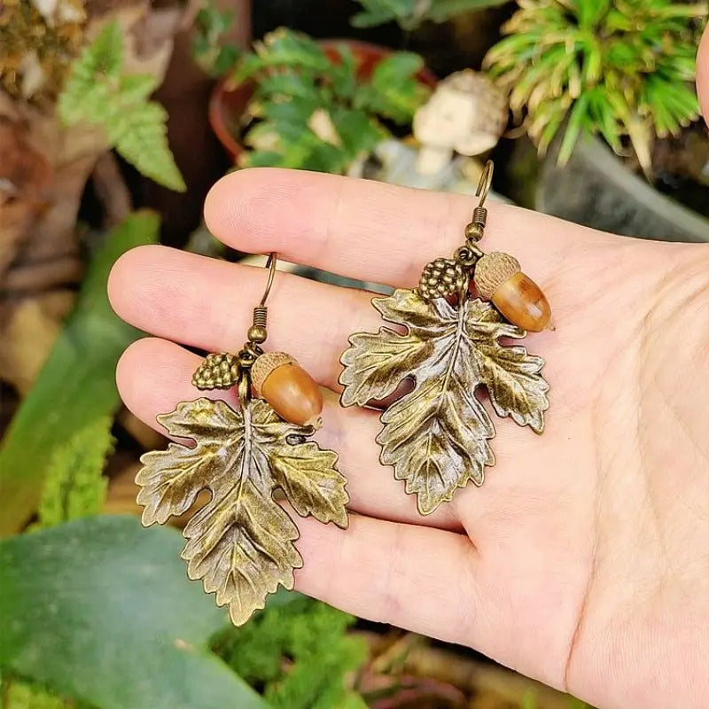 Vintage Oak Leaf Earrings