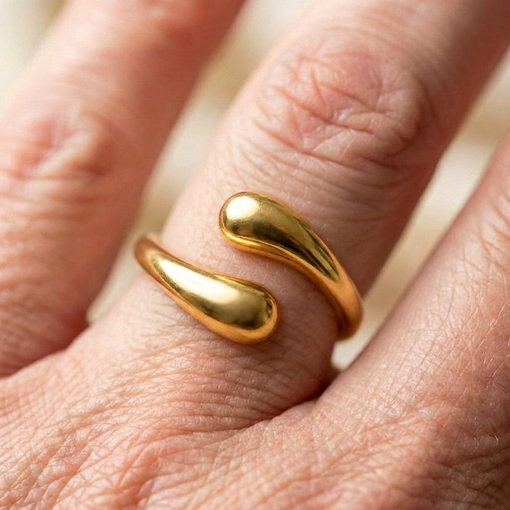Vintage Waterdrop Knuckle Gold Ring