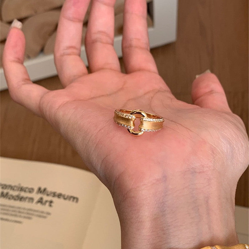 Elegant Gold Ring