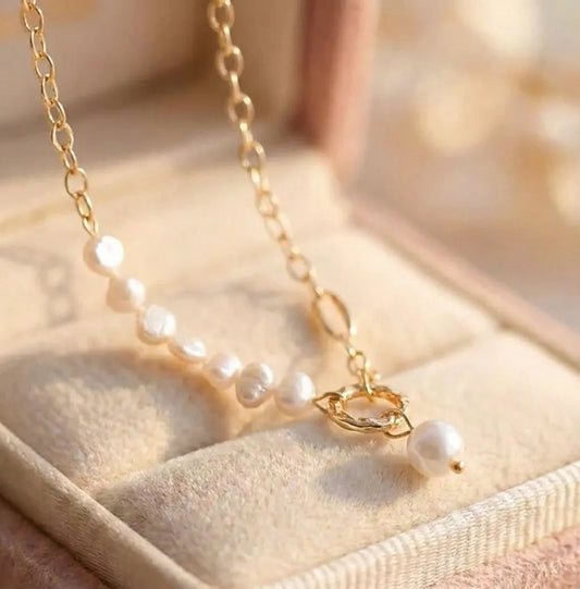 Natural Freshwater Pearl Necklace