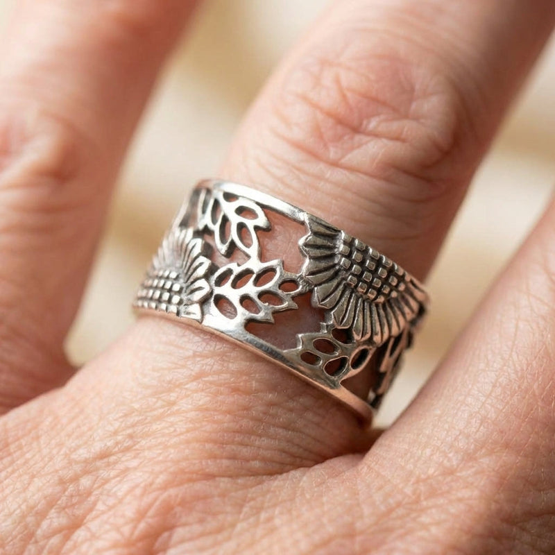 Vintage Hollow Sunflower Ring