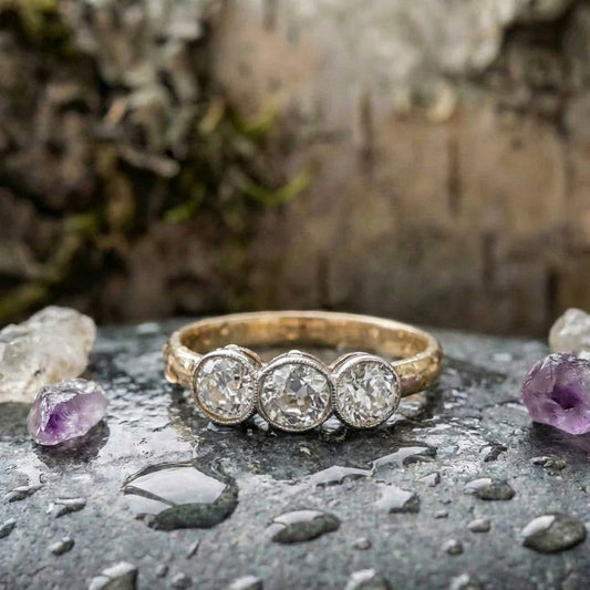 Vintage Three Glass Gold Ring
