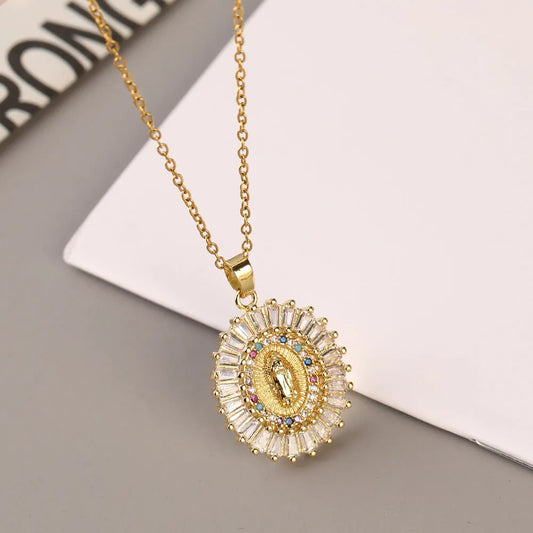 Elegant Crystal Pendant Necklace