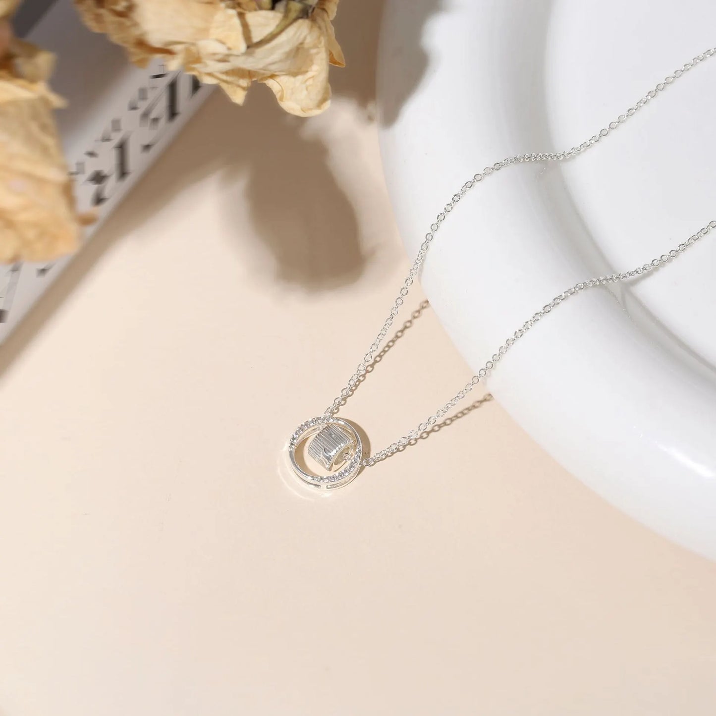 Elegant Circle Pendant Necklace