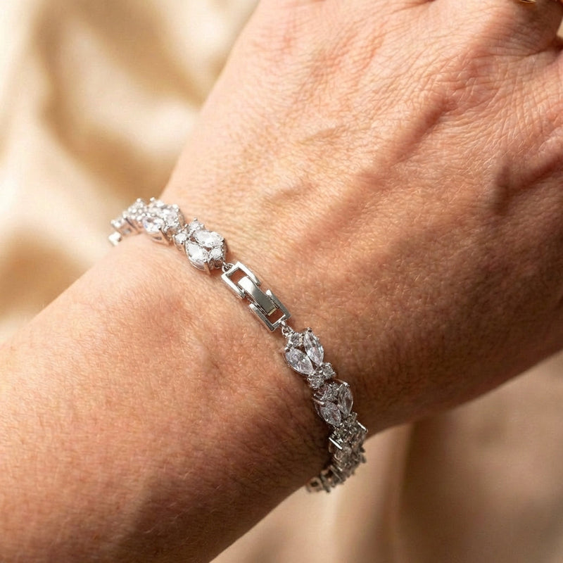 Vintage Sparkling Silver Chain Bracelet