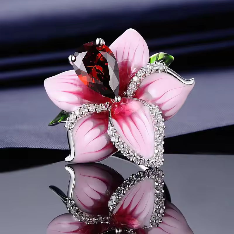 Elegant Flower Crystal Ring