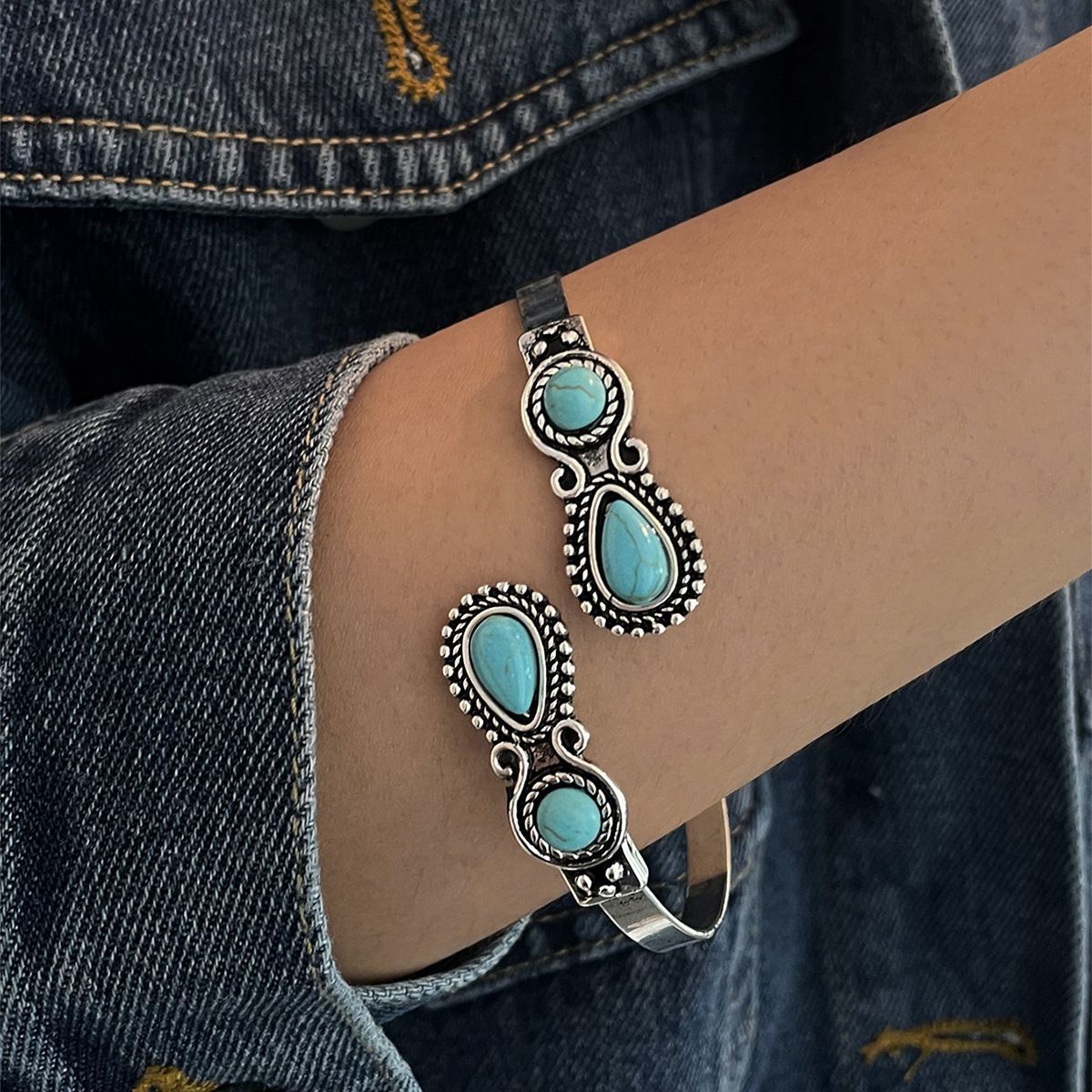 Vintage Turquoise Bracelet