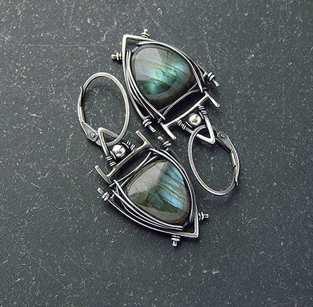 Stunning Earring for Daily Wear