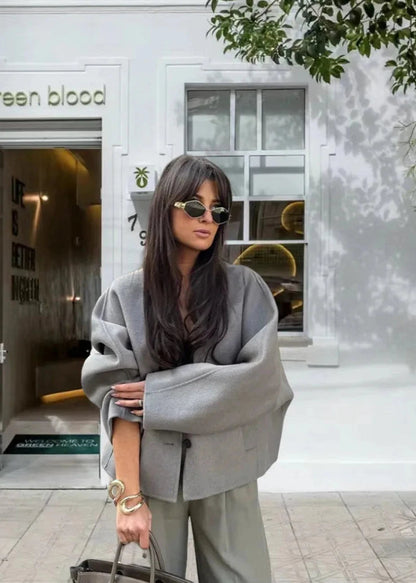 Minimalist V-neck Woolen Coat