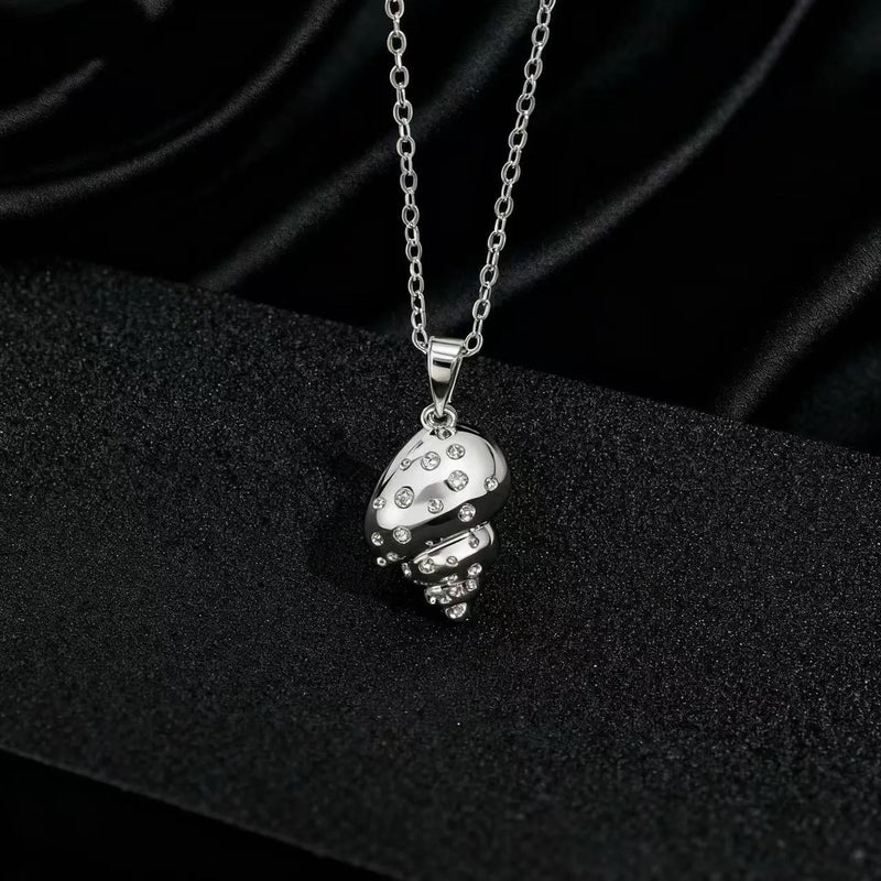 Elegant Crystal Necklace