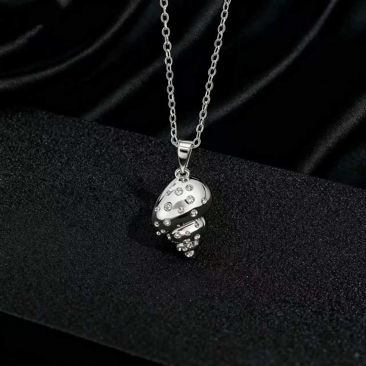 Elegant Crystal Necklace