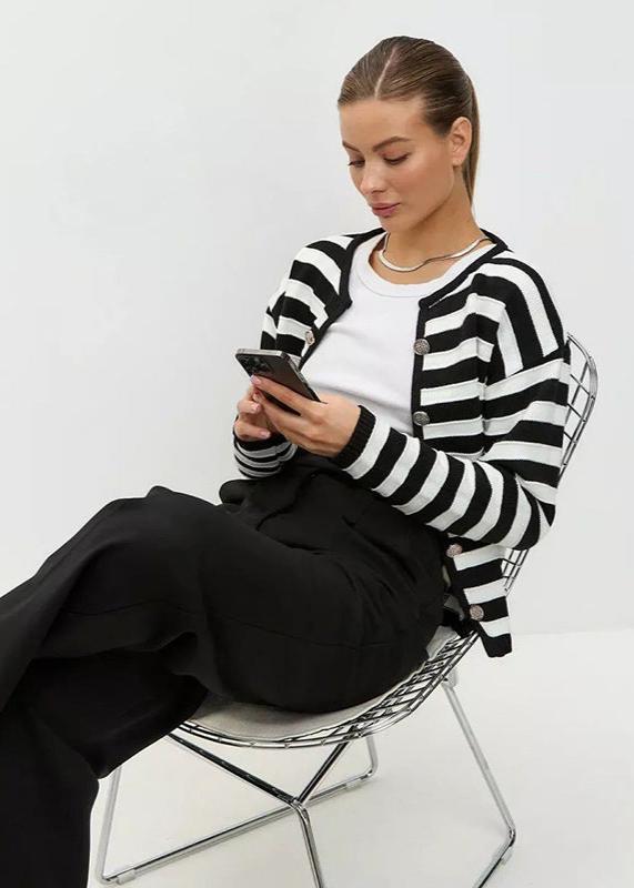 Stripe Button-up Knit Cardigan