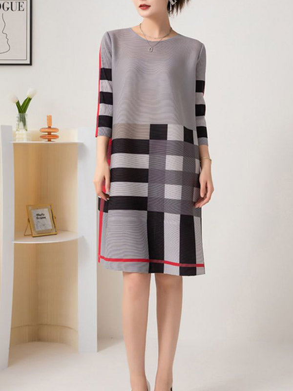 A-line Loose Contrast Color Plaid Pleated Round-neck Mini Dresses
