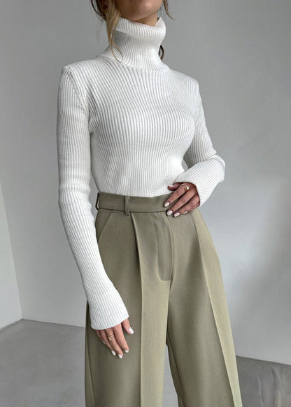 Timeless Slim-fit Turtleneck Sweater - Classic for