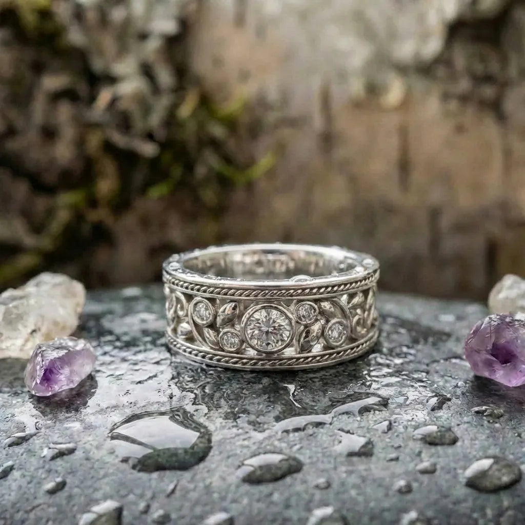 Vintage Silver & Zirconia Ring
