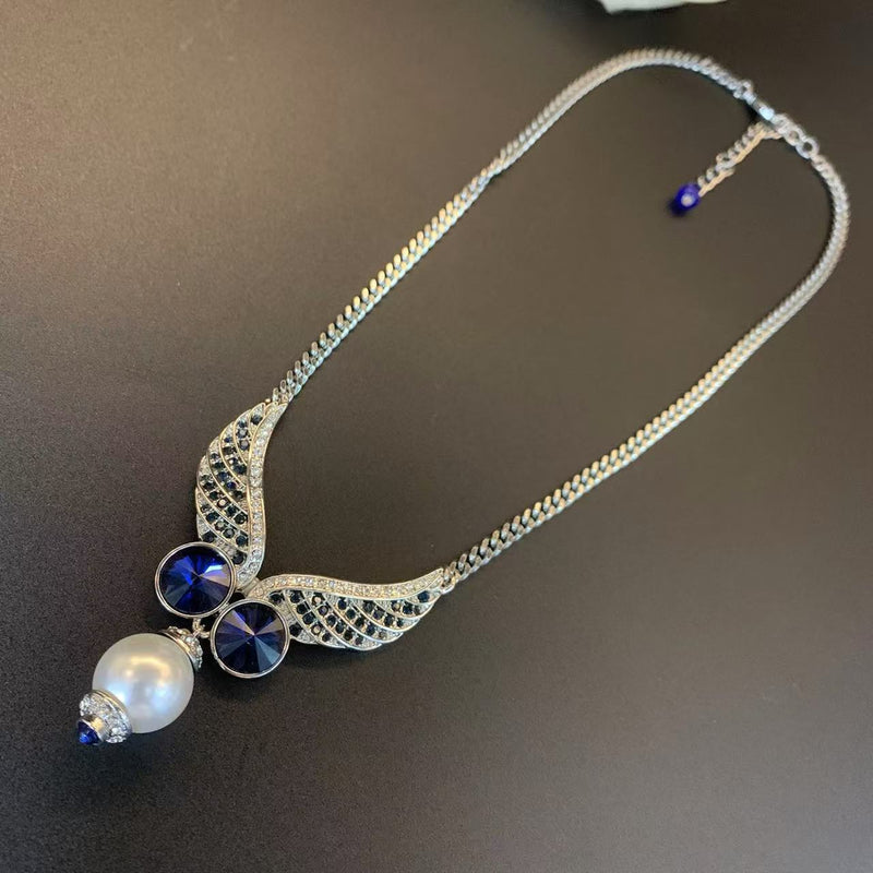 Elegant Pearl Sapphire Necklace