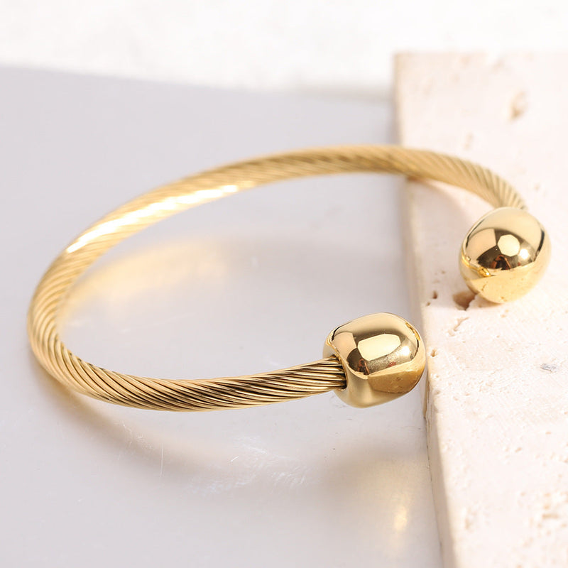 Classic Gold Bracelet
