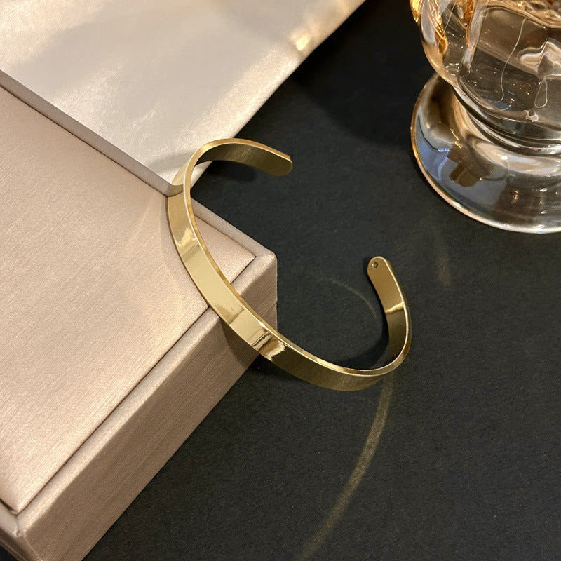 Classic Gold Bracelet