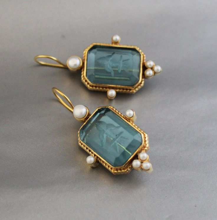 Vintage Blue Glass Pearl