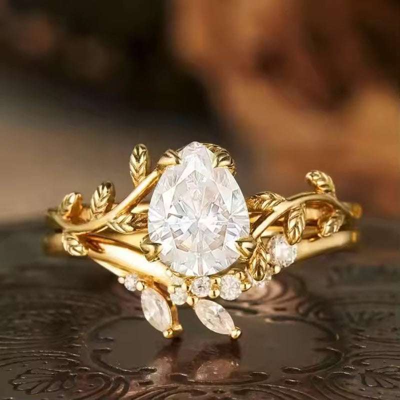 Elegant Crystal Leaf Ring