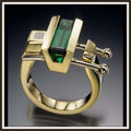 Modern Emerald Gold Ring