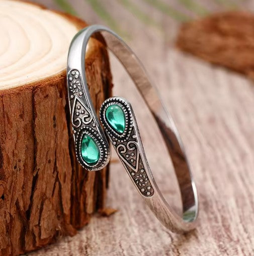 Vintage Adjustable Cuff Natural Green Stone