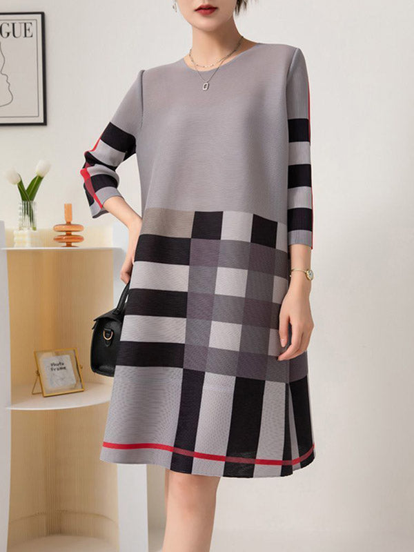 A-line Loose Contrast Color Plaid Pleated Round-neck Mini Dresses
