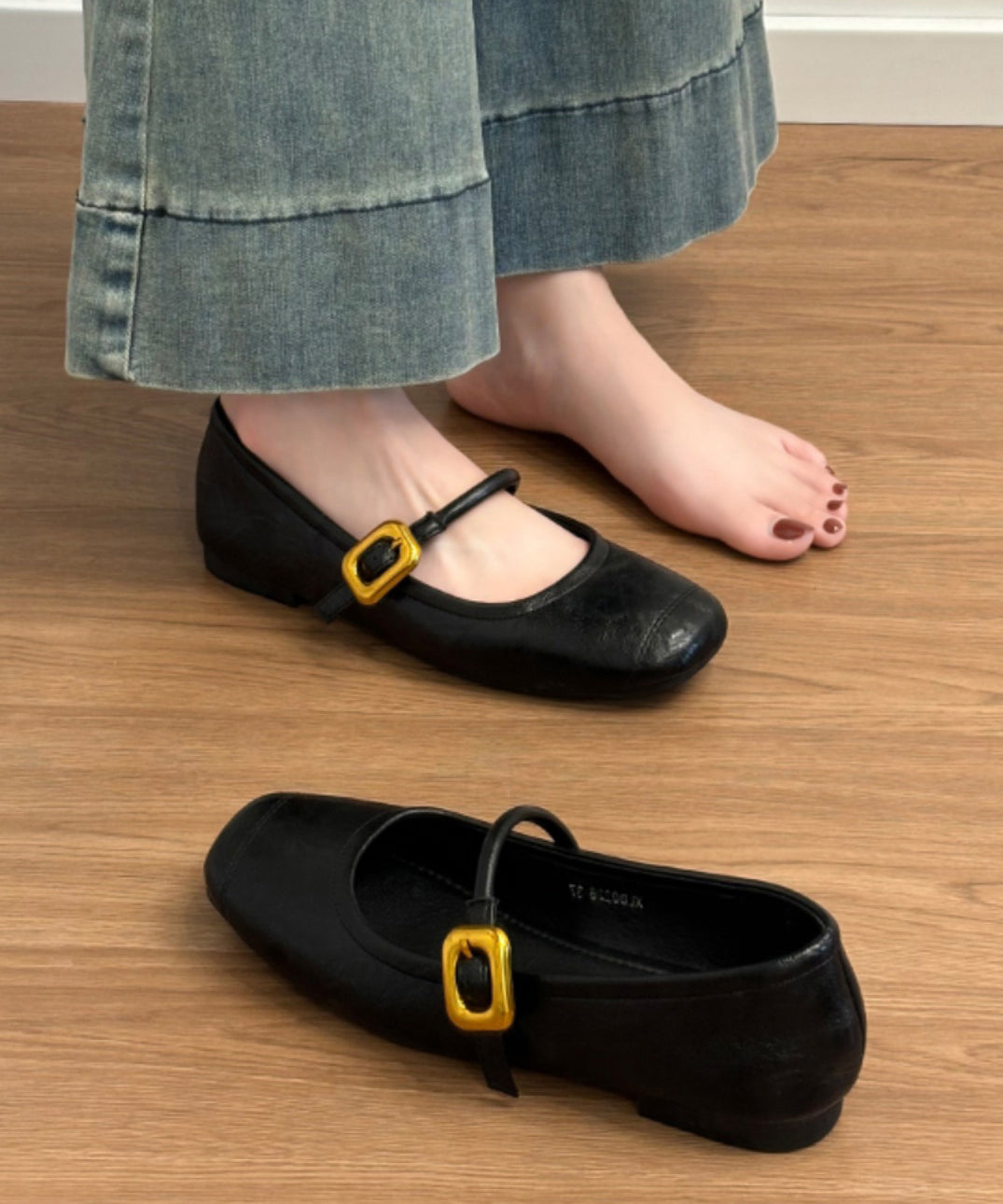 Black Cowhide Leather Splicing Flat Shoes for