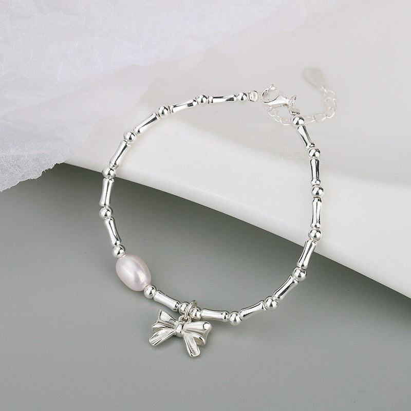 Elegant Pearl Bow Bracelet
