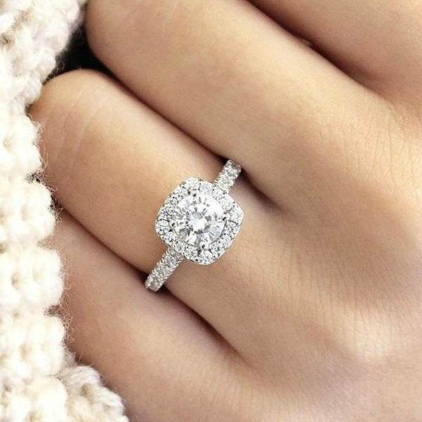 Elegant Round Brilliant Crystal Ring