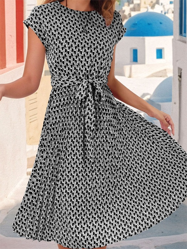 Short Sleeve Patterned Midi Dress With Waist Tie