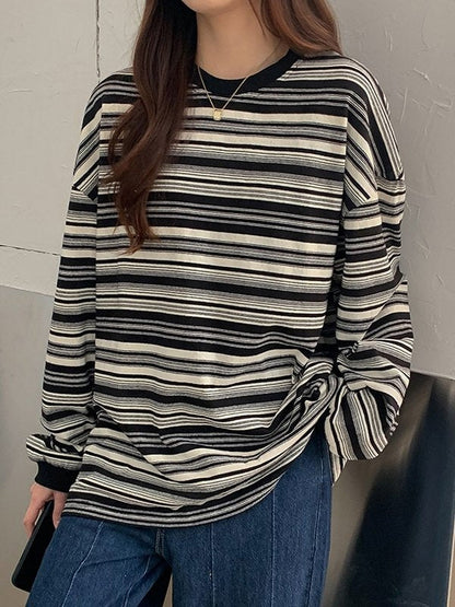 Round Neck Oversized Sweater With Stripes