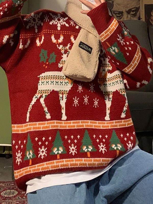 Oversize Christmas Sweater With Crew Neck and Deer Pattern