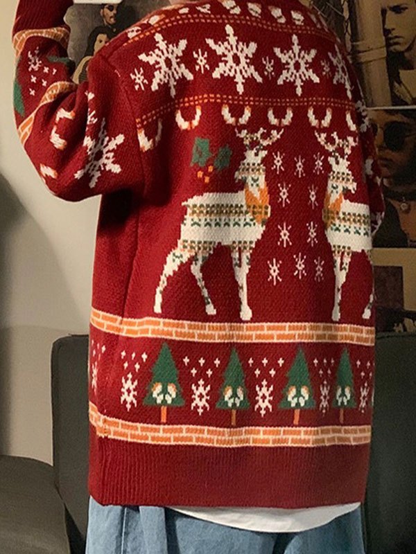 Oversize Christmas Sweater With Crew Neck and Deer Pattern