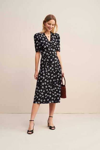 V-neck Mid Sleeve Midi Dress