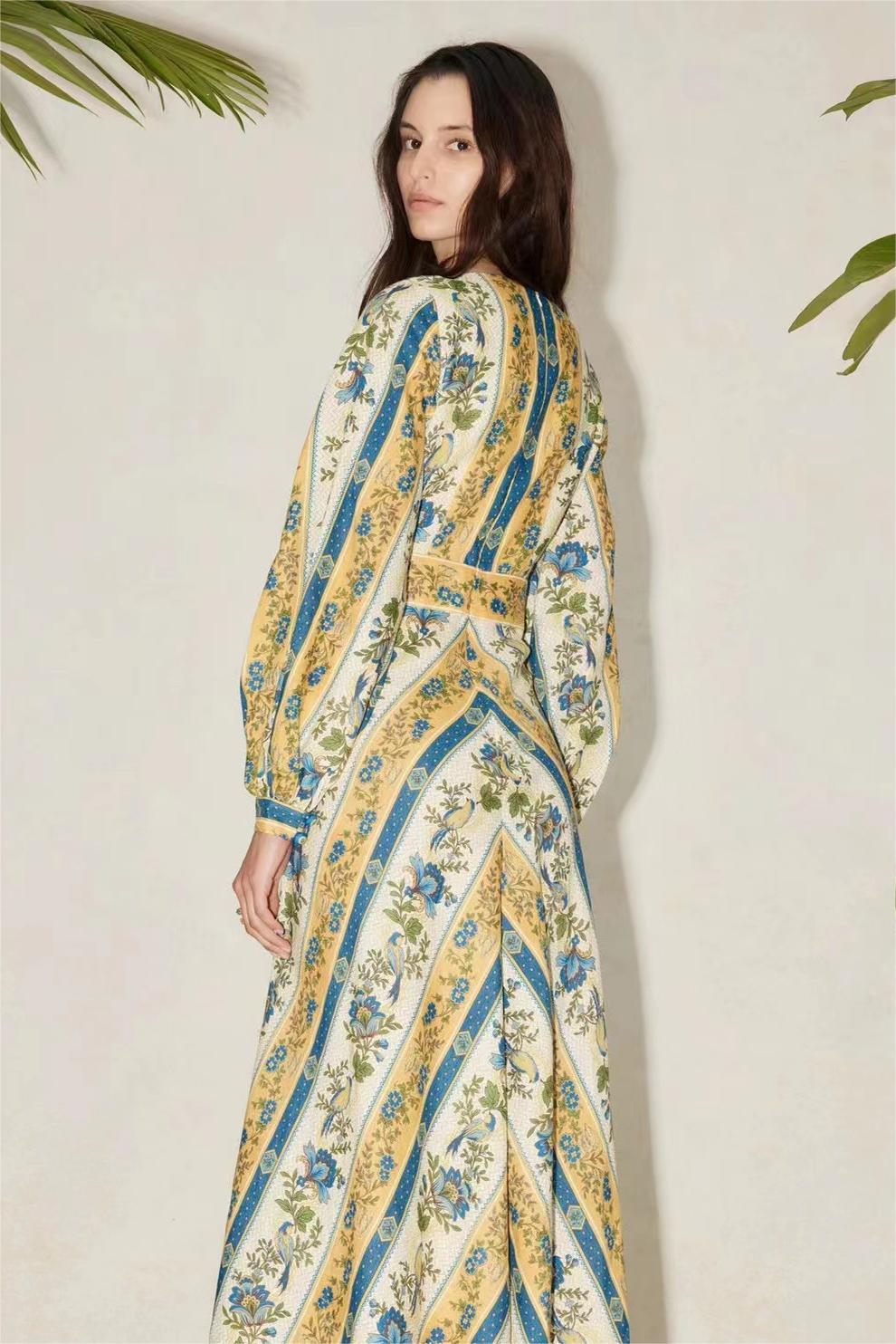 V-neck Long Sleeve Maxi Dress