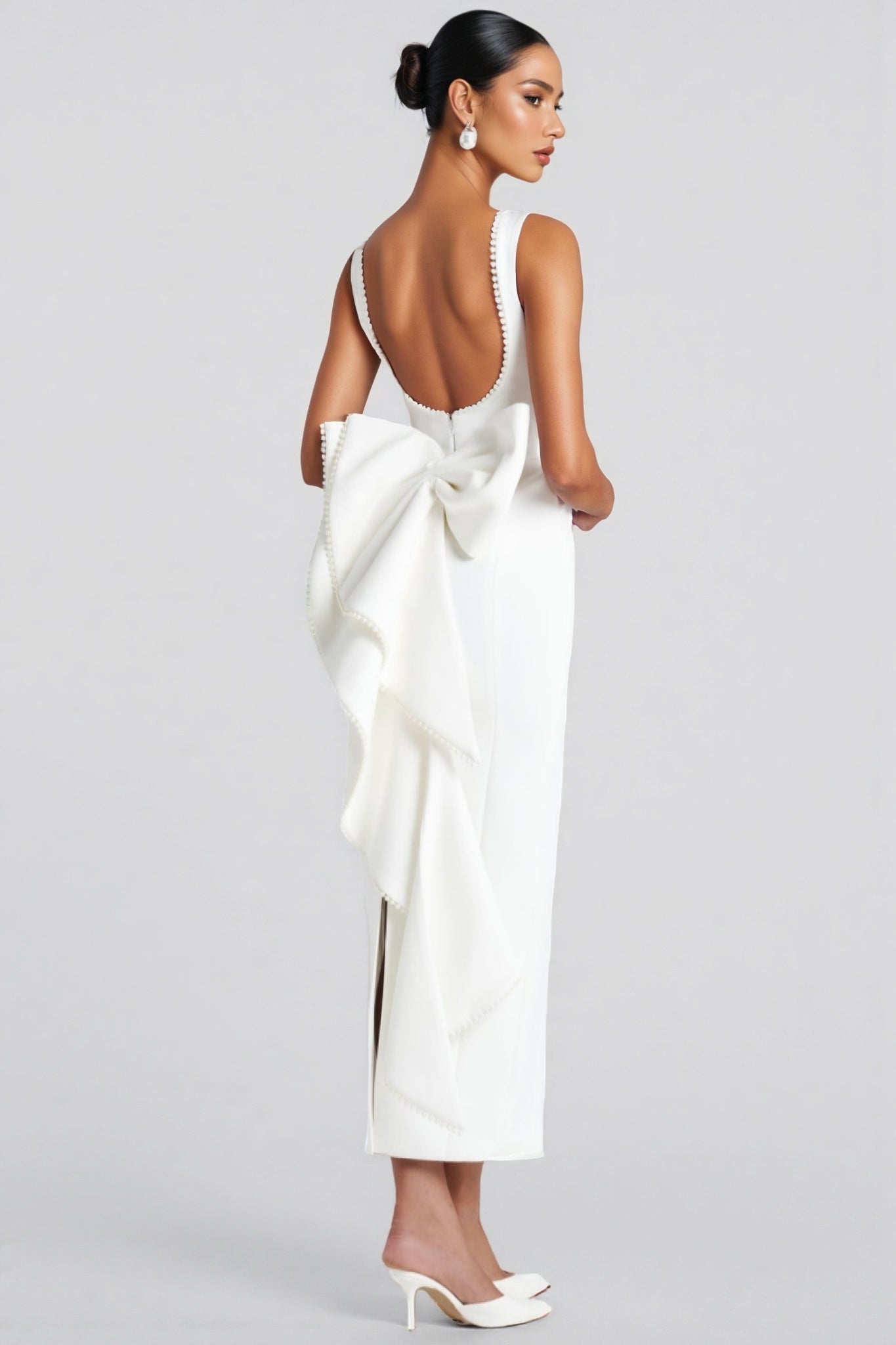 Jerres White Backless Pearl Ribbon Maxi Dress