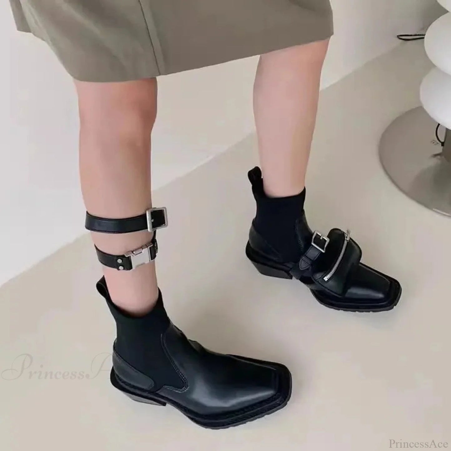 Lavish Block Heel Gothic Ankle Boot