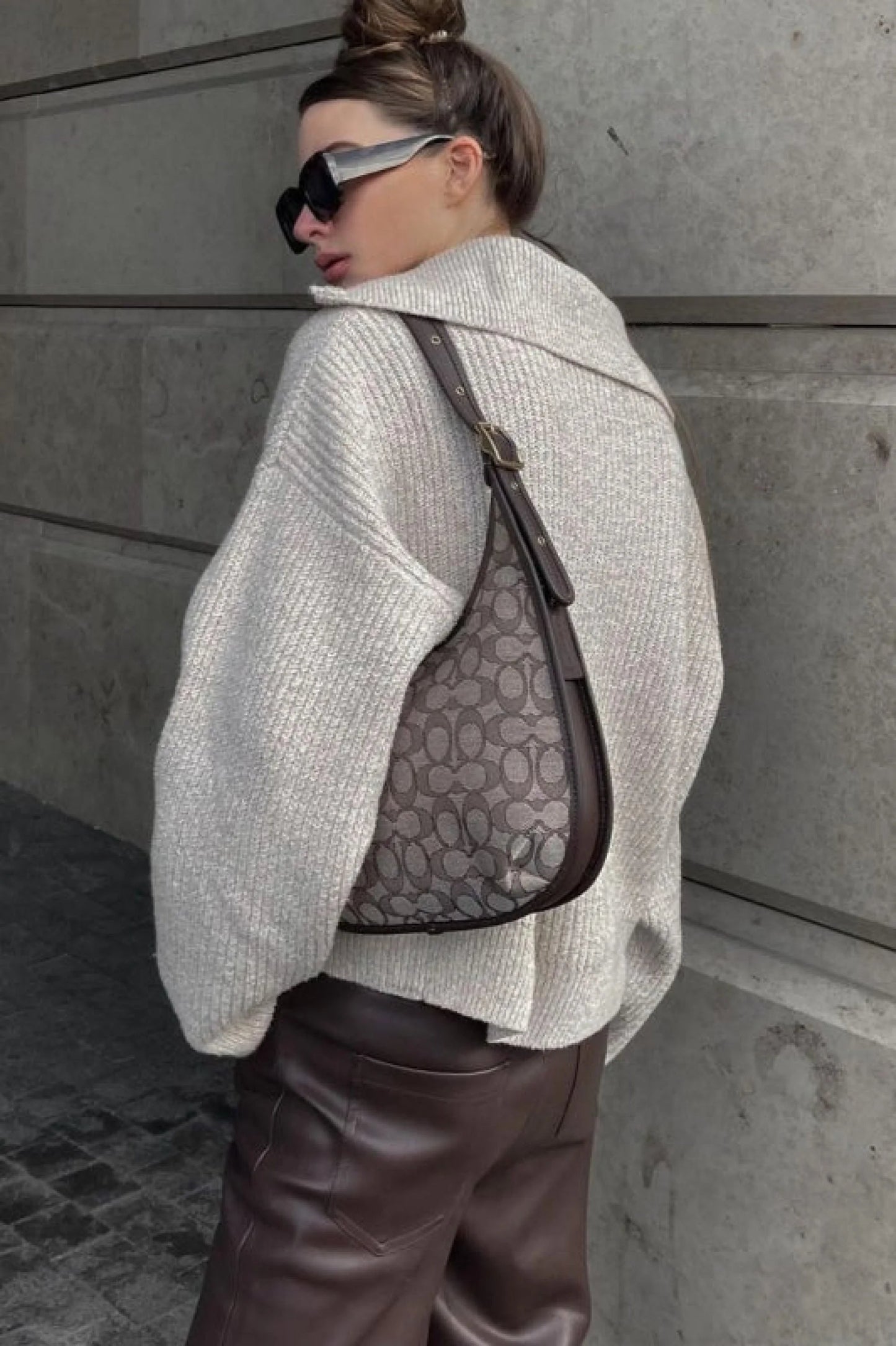 Loose Fit V-neck Knit Sweater