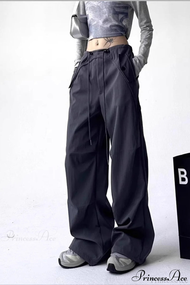 Parachute Wide-leg Cargo Pants